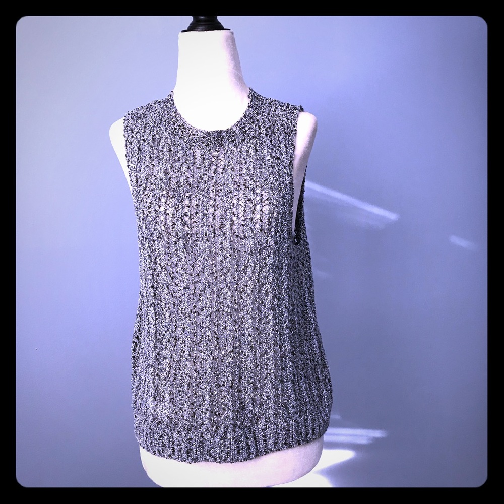 🔴0218:  GAP LOOSE KNIT SLEEVELESS SWEATER